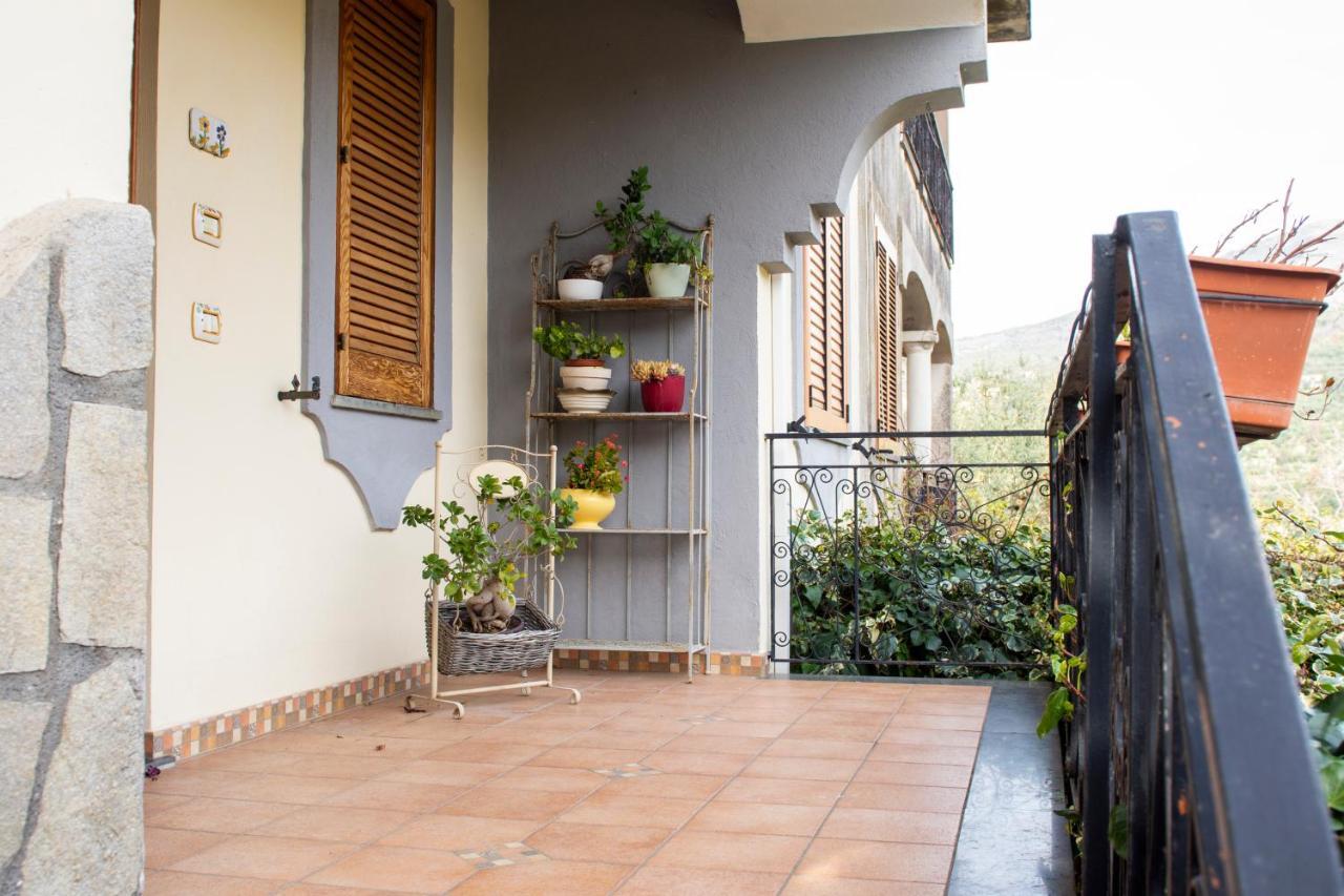 Villa Dei Fiori - Exclusive Villa With Garden In Sorrento Coast Vico Equense Eksteriør billede